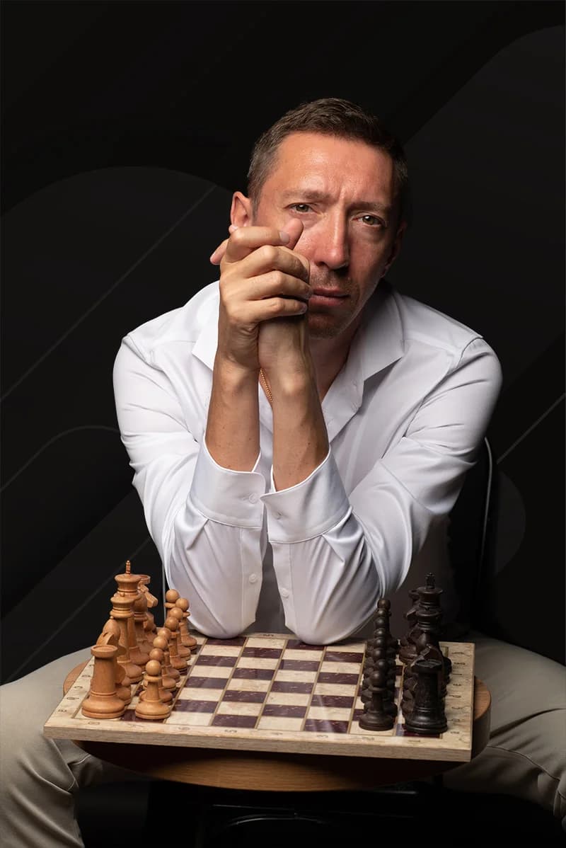 Виталий Наумов